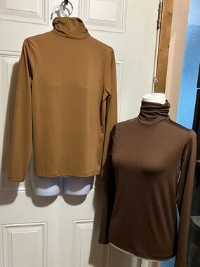 Susan Graver Two-Pack Slinky long-sleeve ruched T- necks  in Camel and Chocolate